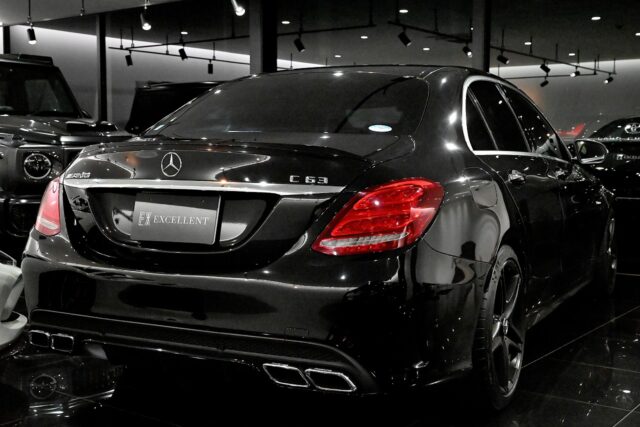 メルセデスAMG　C63　黒　黒革　H27 イメージ3