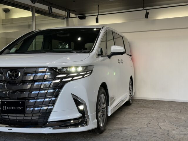 トヨタ アルファードZ 白 新車 イメージ19