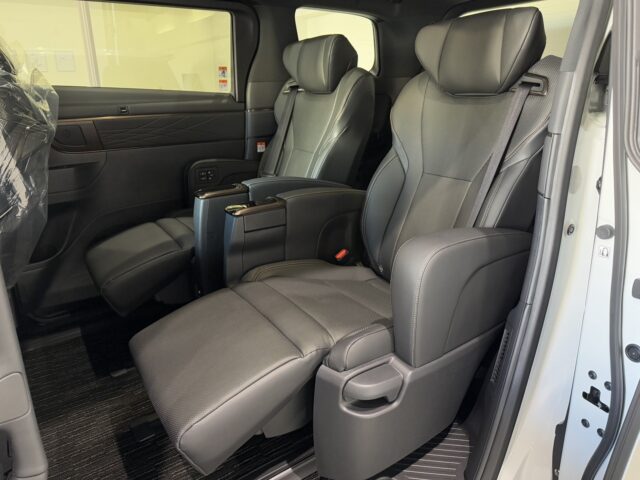 トヨタ アルファードZ 白 新車 イメージ14