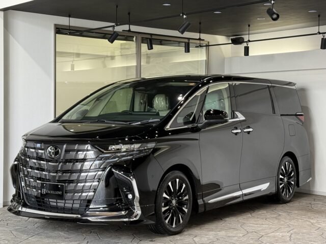 トヨタ アルファード ブラック 新車 イメージ1
