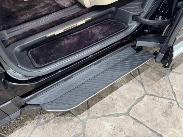 トヨタ アルファード ブラック 新車 イメージ10