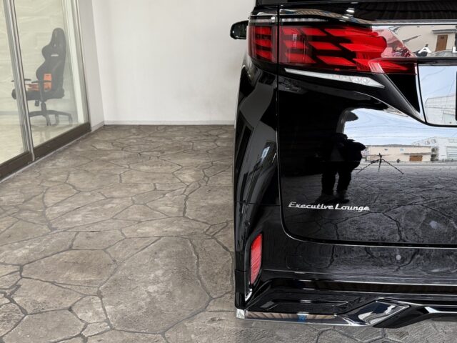 トヨタ アルファード ブラック 新車 イメージ29