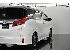 トヨタ アルファードハイブリッド エグゼクティブラウンジ イメージ12