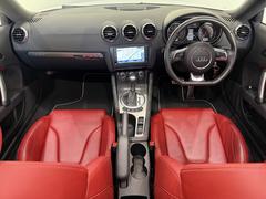 アウディ TT ロードスター 2.0TFSI クワトロ イメージ8