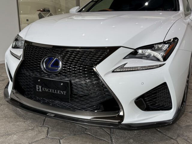 レクサスRCF　ベースグレード　ホワイトノーヴァガラスフレーク イメージ9