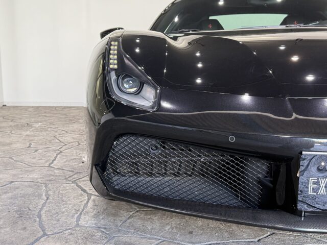 フェラーリ 488GTB ネロデイトナ イメージ25