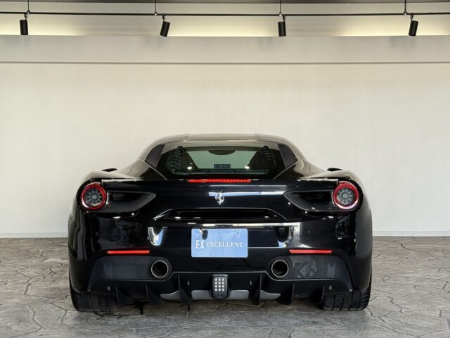 フェラーリ 488GTB ネロデイトナ イメージ18