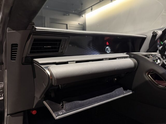 レクサスLC　LC500Sパッケージ　黒 イメージ28