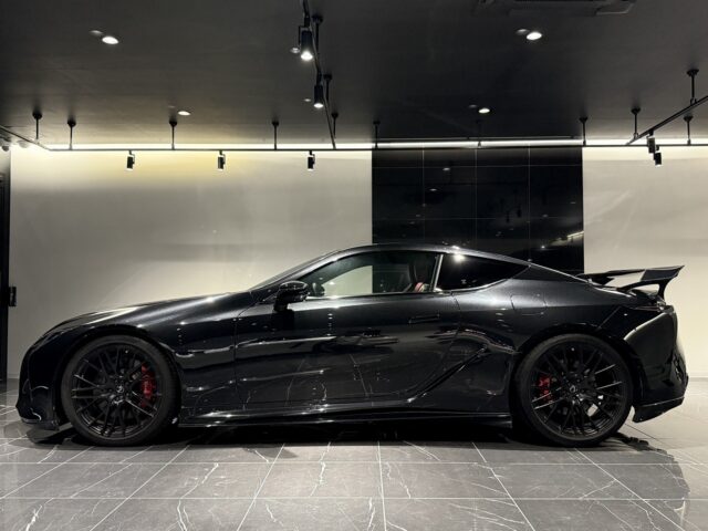 レクサスLC　LC500Sパッケージ　黒 イメージ2