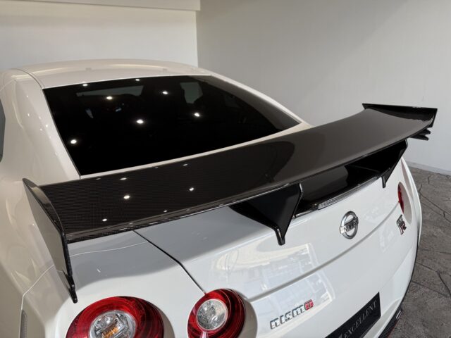 日産 GT-R 白 H28 イメージ14