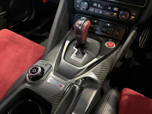 日産 GT-R 白 H28 イメージ24