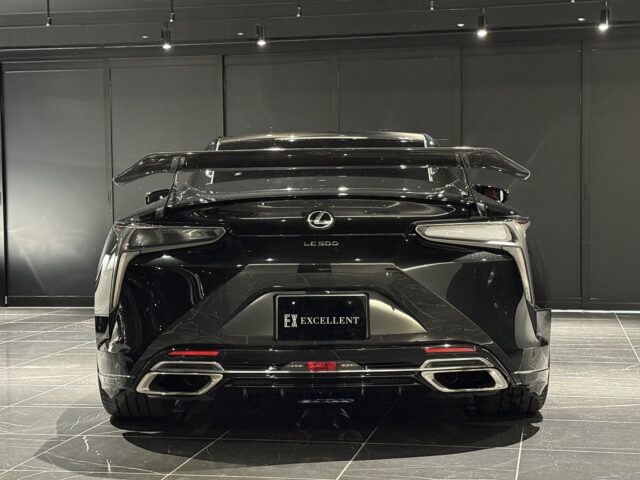 レクサスLC　LC500Sパッケージ　黒 イメージ10