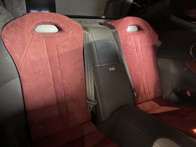 レクサスLC　LC500Sパッケージ　黒 イメージ13