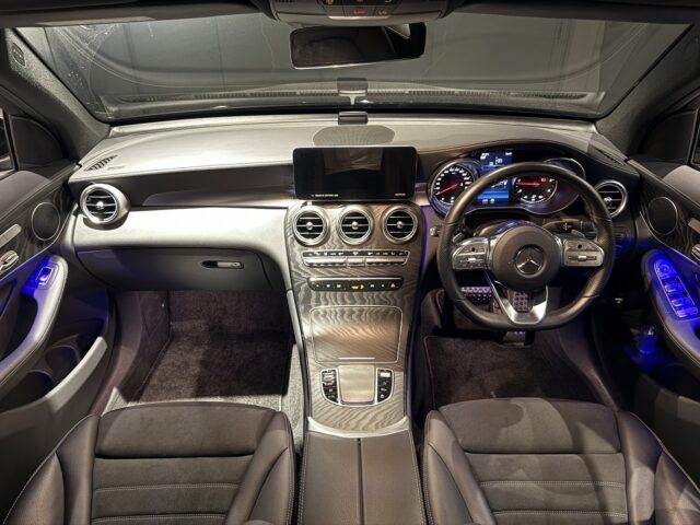 メルセデス　GLC200d　AMGライン イメージ5