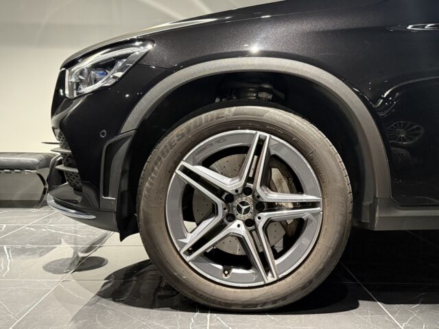 メルセデス　GLC200d　AMGライン イメージ4