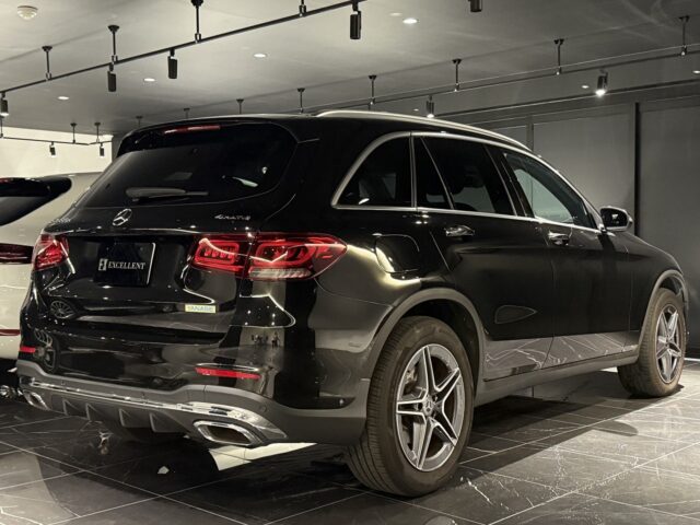 メルセデス　GLC200d　AMGライン イメージ3