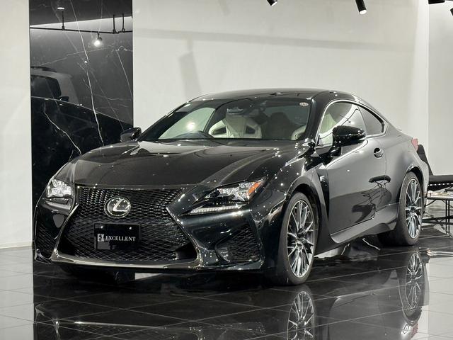 レクサス RCF 黒 カーボンエクステリアパッケージ 白革 OP19AW カーボンインテリア イメージ1