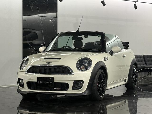 MINI ミニコンバーチブル ジョン・クーパー・ワークス ペッパーホワイト イメージ1