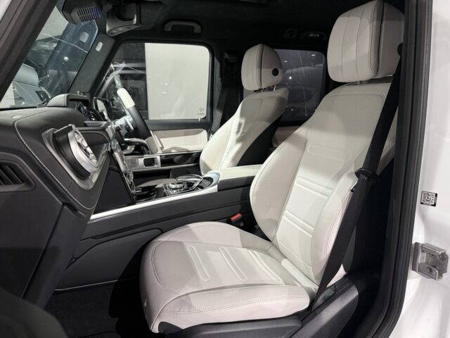 メルセデス・ベンツ Gクラス G400d AMGライン ディーゼルターボ 4WD マヌファクトゥーアプログラム イメージ9