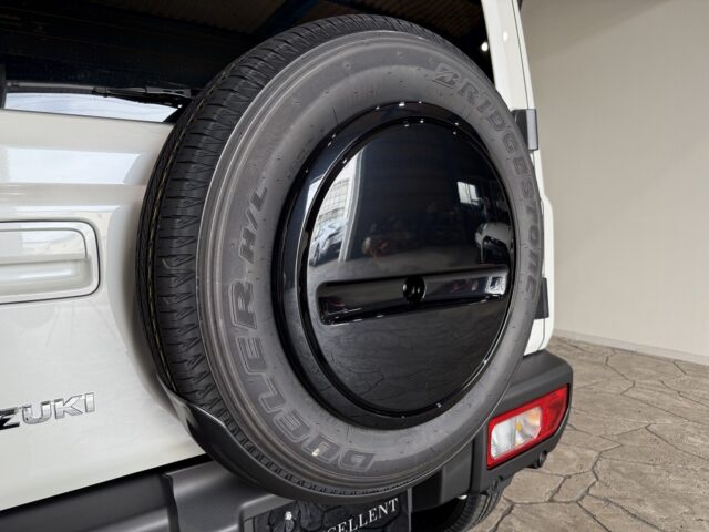 ジムニー　新車　白　R7 イメージ32