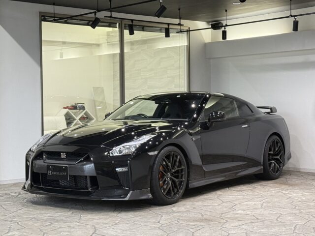 日産 GT-R ブラックエディション イメージ1
