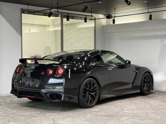 日産 GT-R ブラックエディション イメージ3