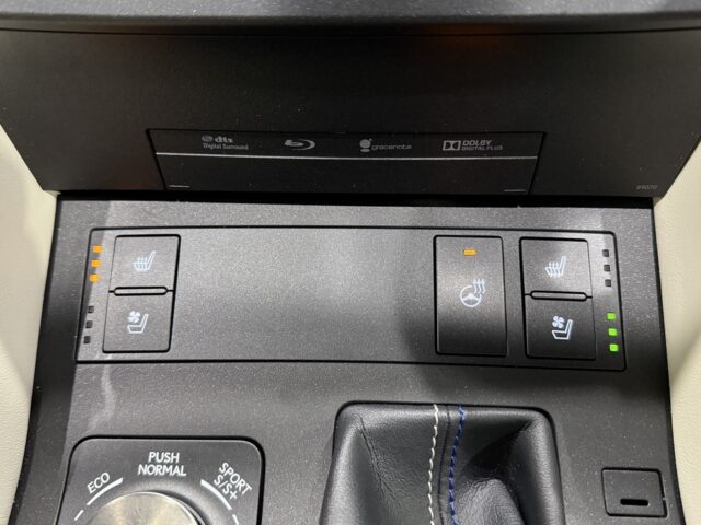 レクサス RCF ホワイトノーヴァガラスフレーク H27 イメージ22