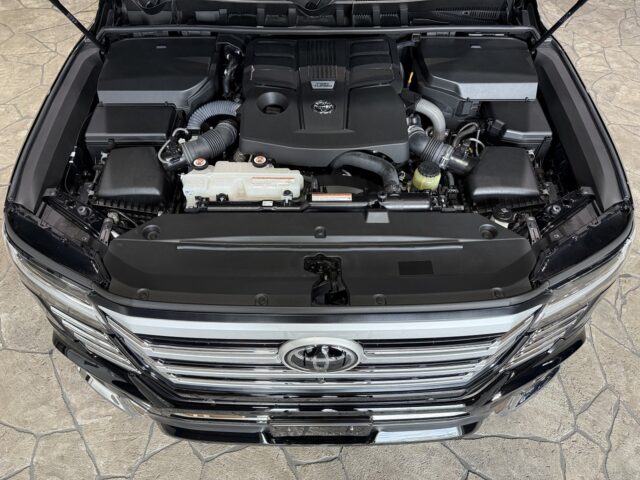 トヨタ　ランドクルーザーZX　モデリスタエアロ　ブラック イメージ32