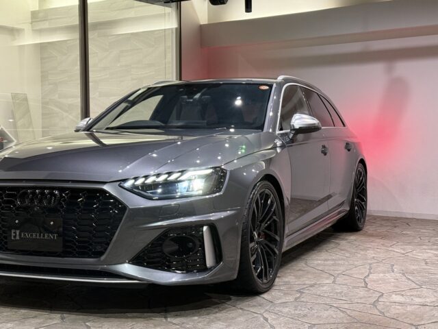 アウディ　RS4アバント　デイトナグレー イメージ11