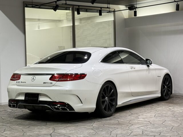 メルセデス・ベンツS550　4マチック　クーペ　ダイヤモンドホワイト イメージ3