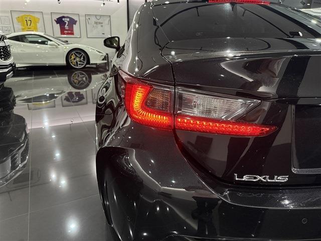 レクサス RCF 黒 カーボンエクステリアパッケージ 白革 OP19AW カーボンインテリア イメージ22