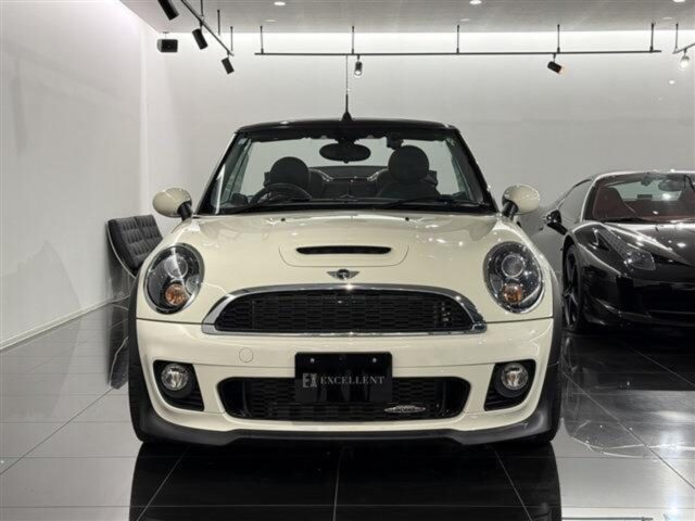 MINI ミニコンバーチブル ジョン・クーパー・ワークス ペッパーホワイト イメージ13