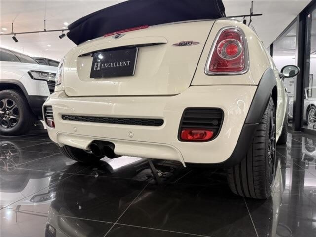 MINI ミニコンバーチブル ジョン・クーパー・ワークス ペッパーホワイト イメージ19
