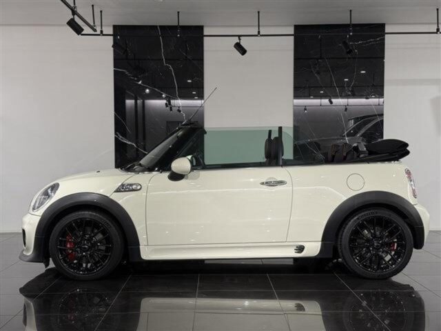 MINI ミニコンバーチブル ジョン・クーパー・ワークス ペッパーホワイト イメージ3