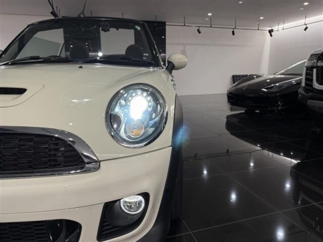 MINI ミニコンバーチブル ジョン・クーパー・ワークス ペッパーホワイト イメージ27
