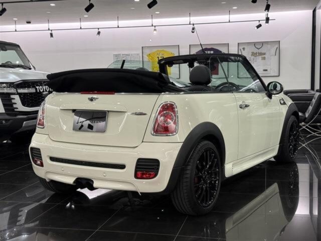 MINI ミニコンバーチブル ジョン・クーパー・ワークス ペッパーホワイト イメージ5