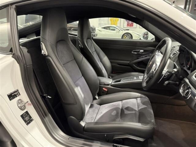 ポルシェ　ケイマンS　白 イメージ7