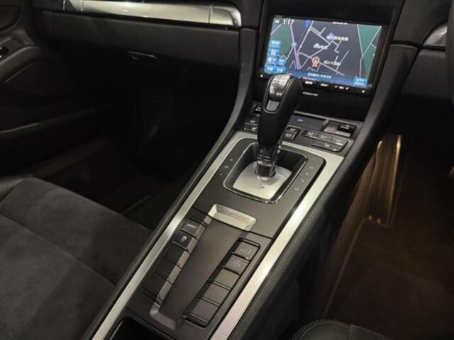 ポルシェ　ケイマンS　白 イメージ8