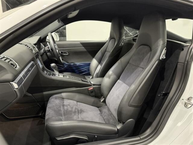 ポルシェ　ケイマンS　白 イメージ9