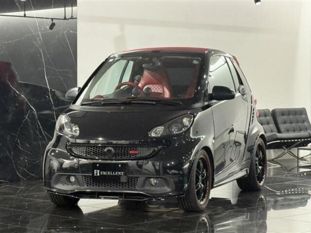 スマート フォーツーカブリオ　ブラバス エクスクルーシブ エディション テーラーメイド　ブラック イメージ2