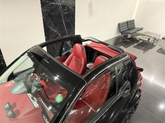 スマート フォーツーカブリオ　ブラバス エクスクルーシブ エディション テーラーメイド　ブラック イメージ23