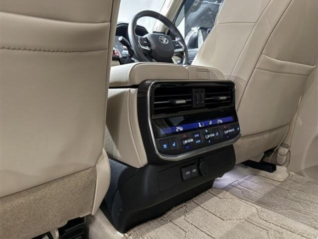 トヨタ ランドクルーザー300　3.5 ZX  モデリスタエアロ プレシャスホワイトパール イメージ18