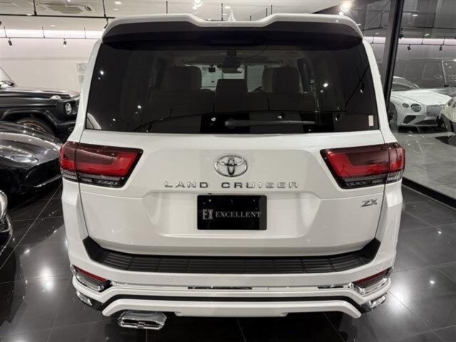 トヨタ ランドクルーザー300　3.5 ZX  モデリスタエアロ プレシャスホワイトパール イメージ26