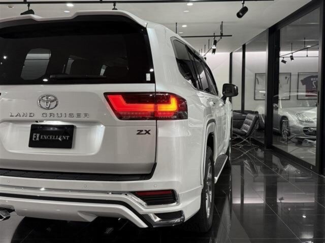トヨタ ランドクルーザー300　3.5 ZX  モデリスタエアロ プレシャスホワイトパール イメージ38
