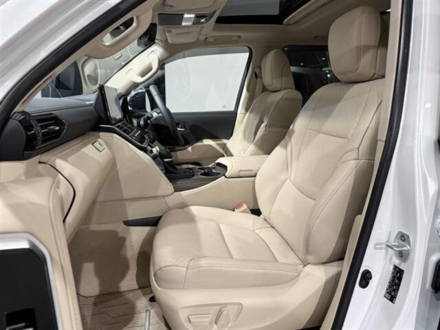 トヨタ ランドクルーザー300　3.5 ZX  モデリスタエアロ プレシャスホワイトパール イメージ10