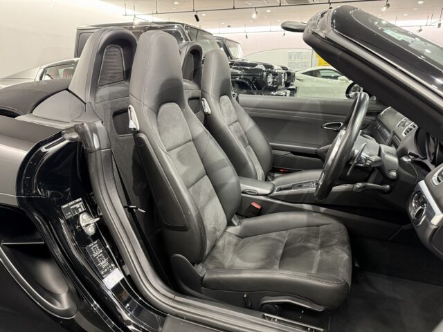 ポルシェ　ボクスターS　黒幌　黒 イメージ7