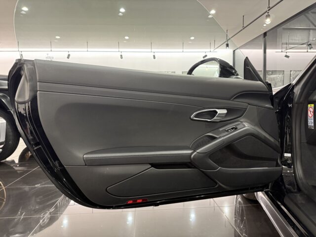 ポルシェ　ボクスターS　黒幌　黒 イメージ28