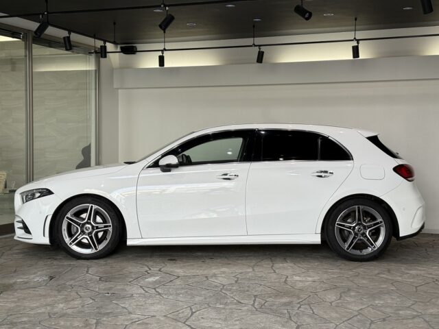 メルセデスベンツA200ｄ　AMGライン　ポーラホワイト イメージ2