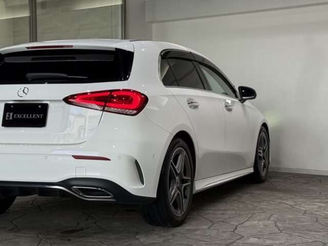 メルセデスベンツA200ｄ　AMGライン　ポーラホワイト イメージ12
