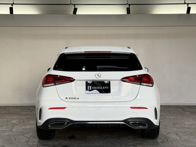 メルセデスベンツA200ｄ　AMGライン　ポーラホワイト イメージ10